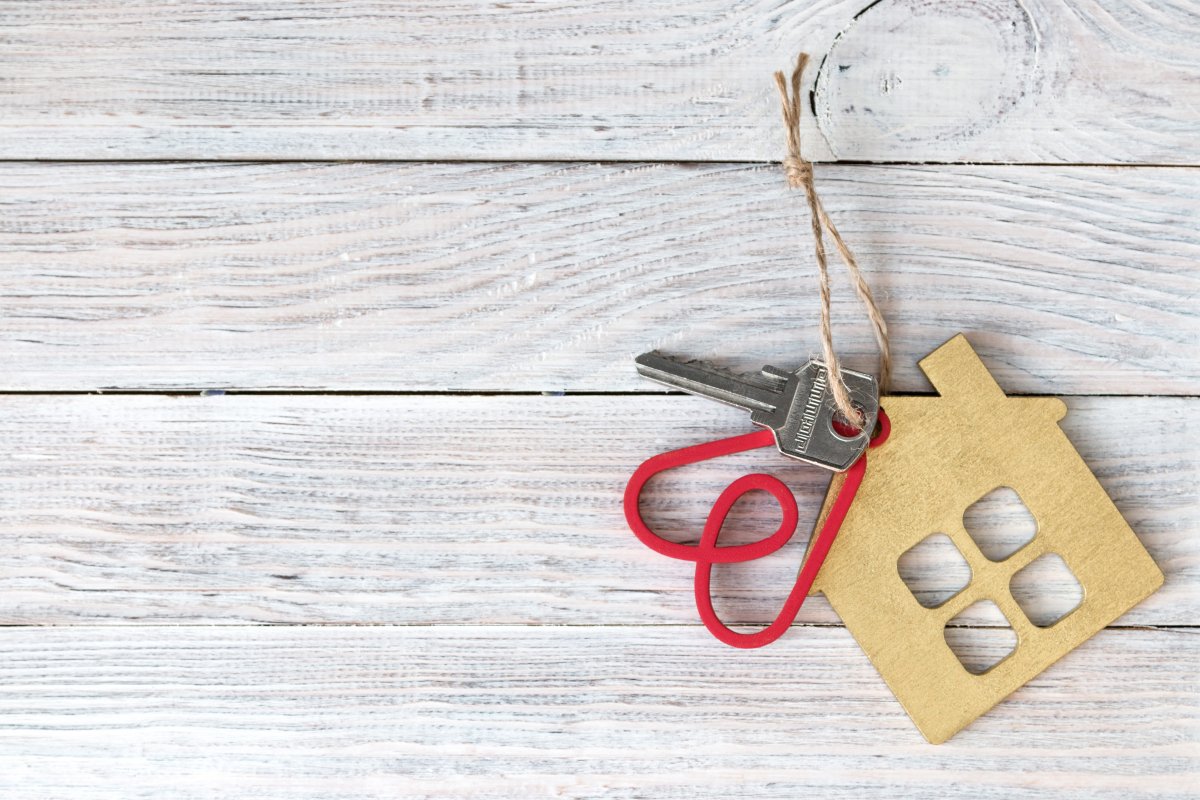 Airbnb house host keychain