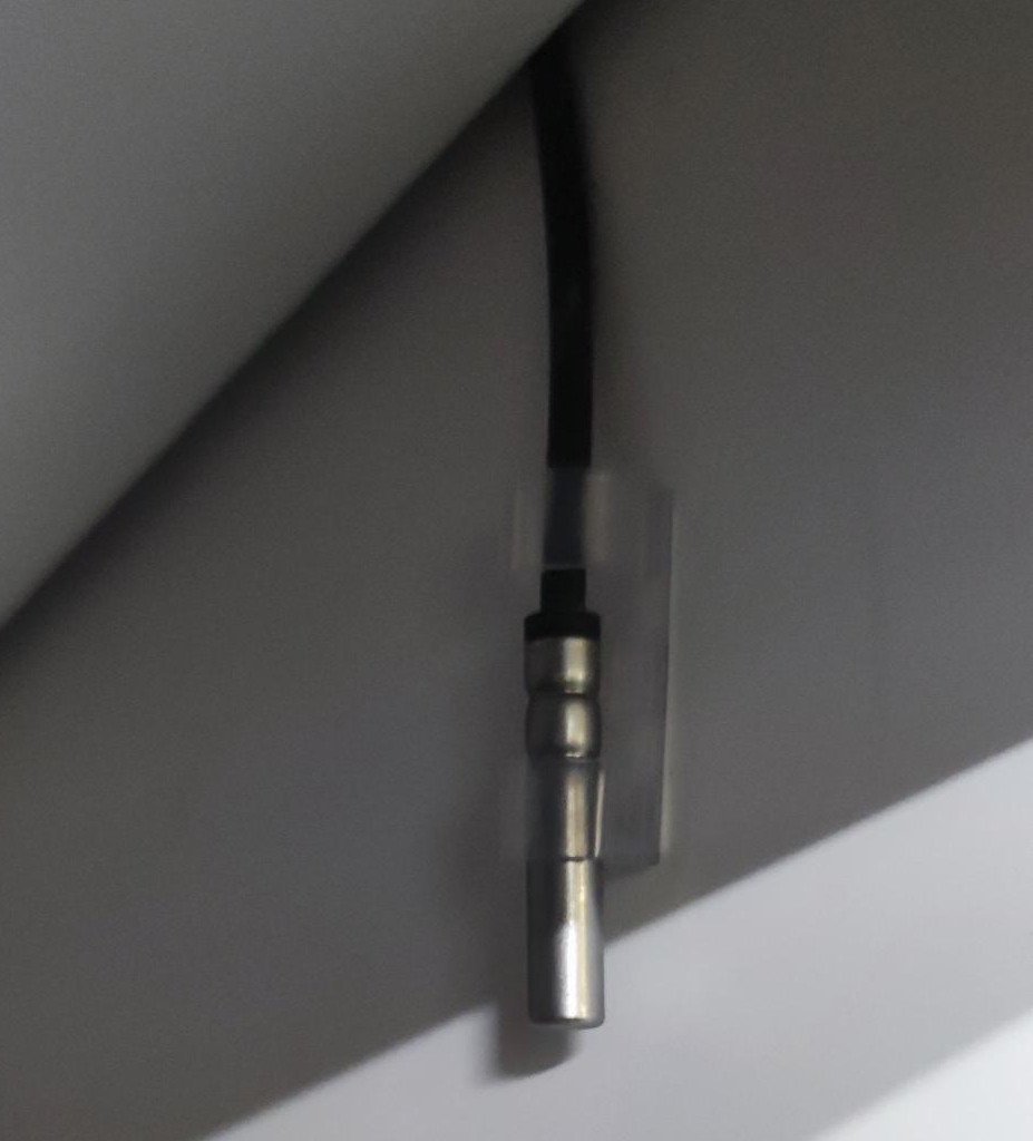 HAM ThermoSenseX1 - temperature sensor installed
